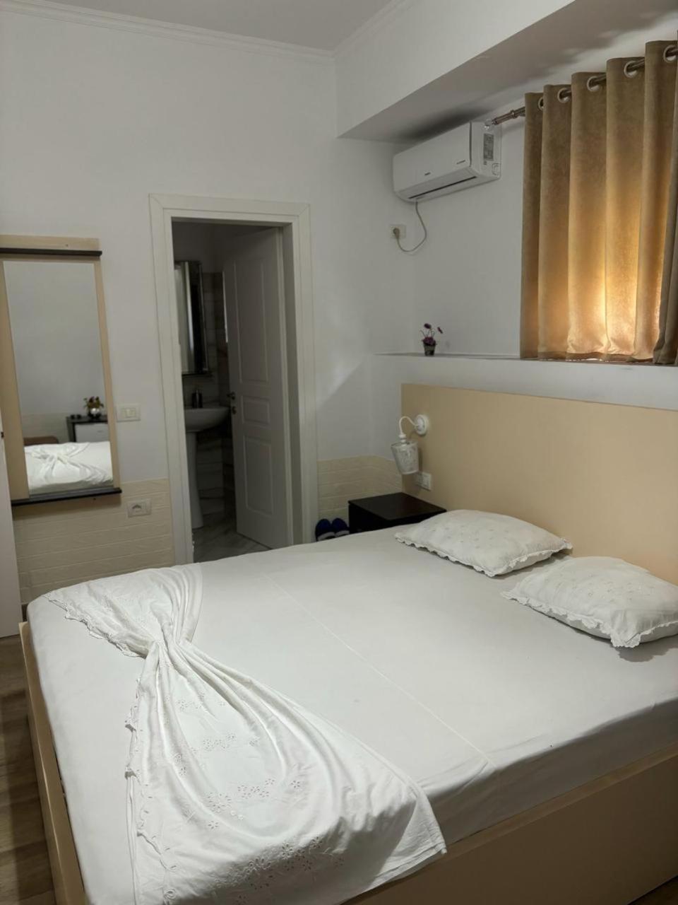 Guest House Adi Hoxha Berat Exterior photo
